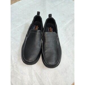 Sketchers Leather loafers size 9.5 Extra Wide Fit